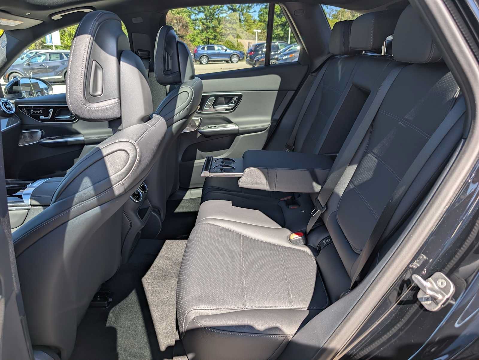 New 2027 Black Mercedes-Benz GLC 300 image 18