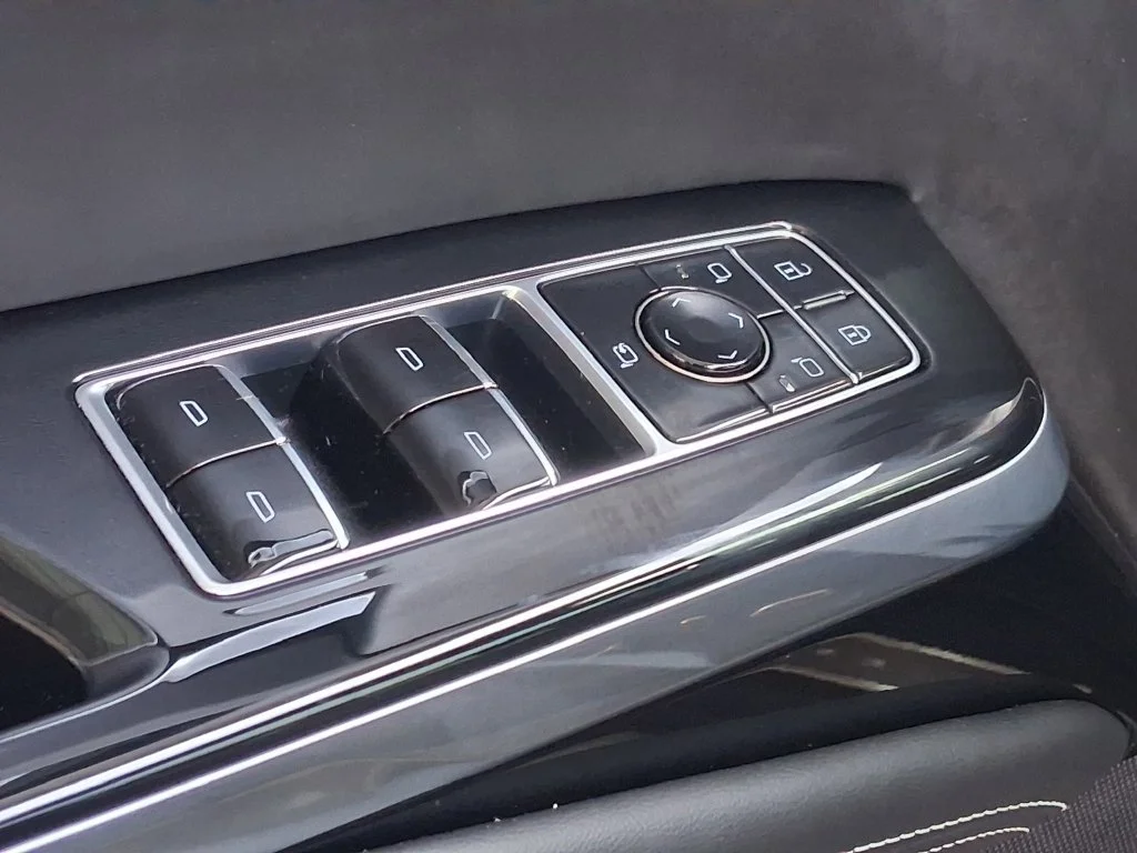 Used 2026 Argent Silver Metallic Cadillac Platinum Sport image 19