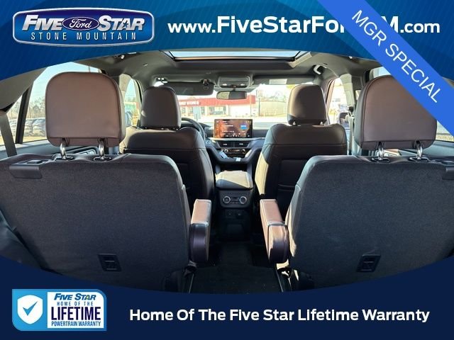 New 2026 Star White Metallic Tri-Coat Ford Platinum image 24