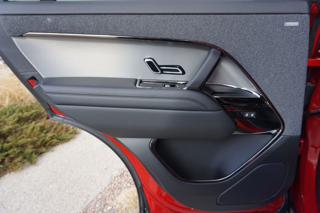 New 2025 Firenze Red Land Rover Dynamic SE image 28