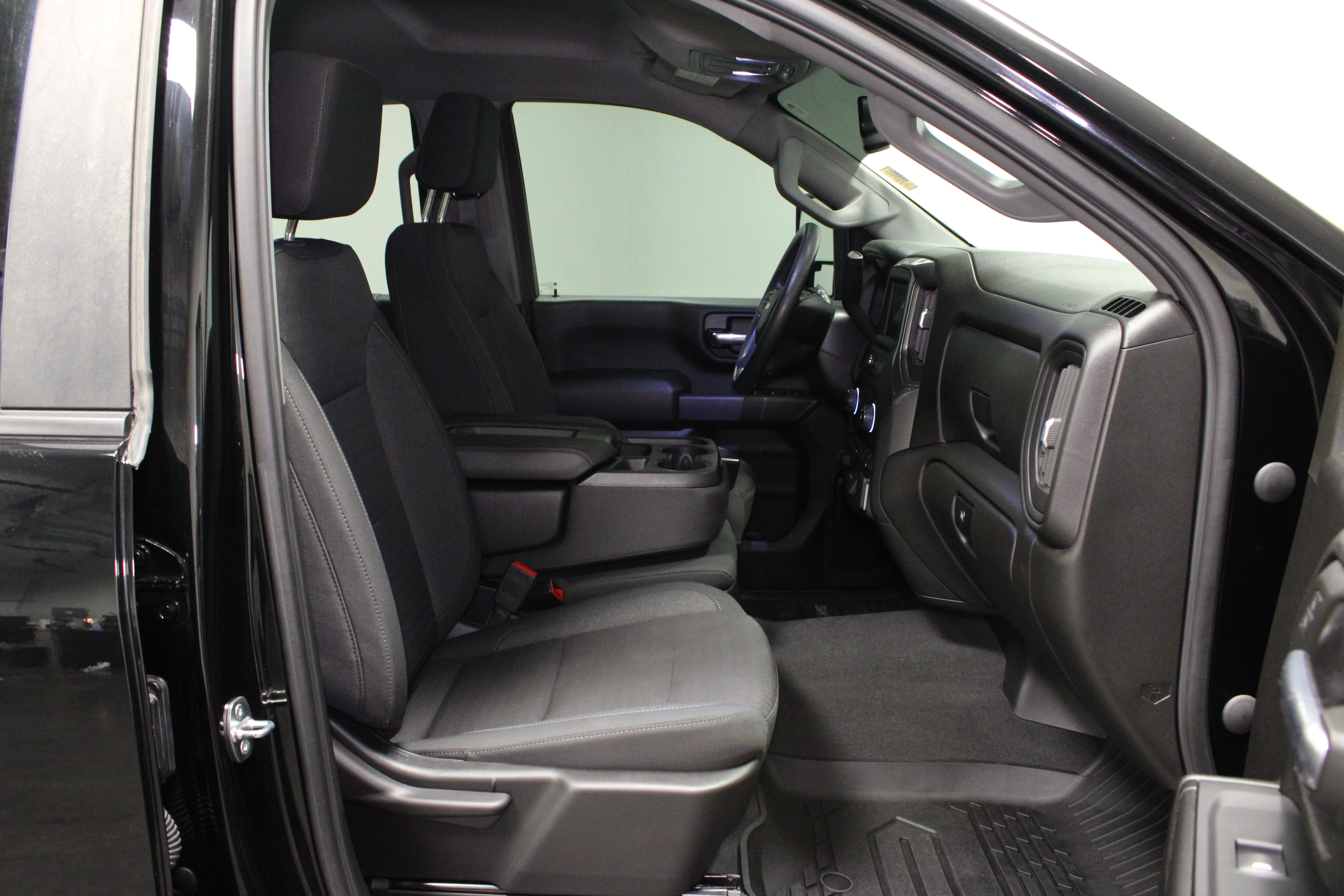 Used 2024 Black Chevrolet Custom image 15