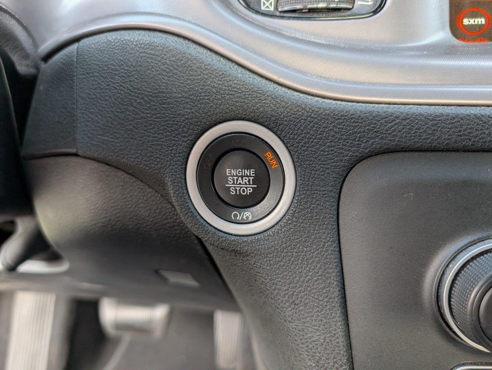 Used 2023 Sublime Metallic Clearcoat Dodge SXT image 22
