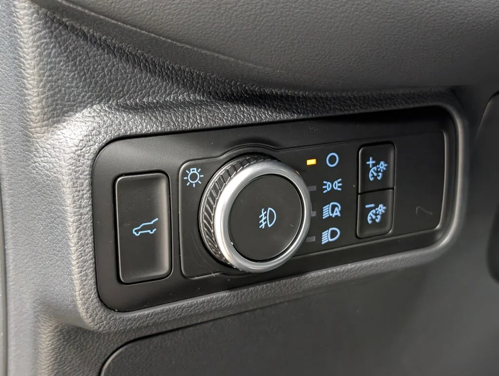 New 2026 Carbonized Gray Metallic Ford Tremor® image 10