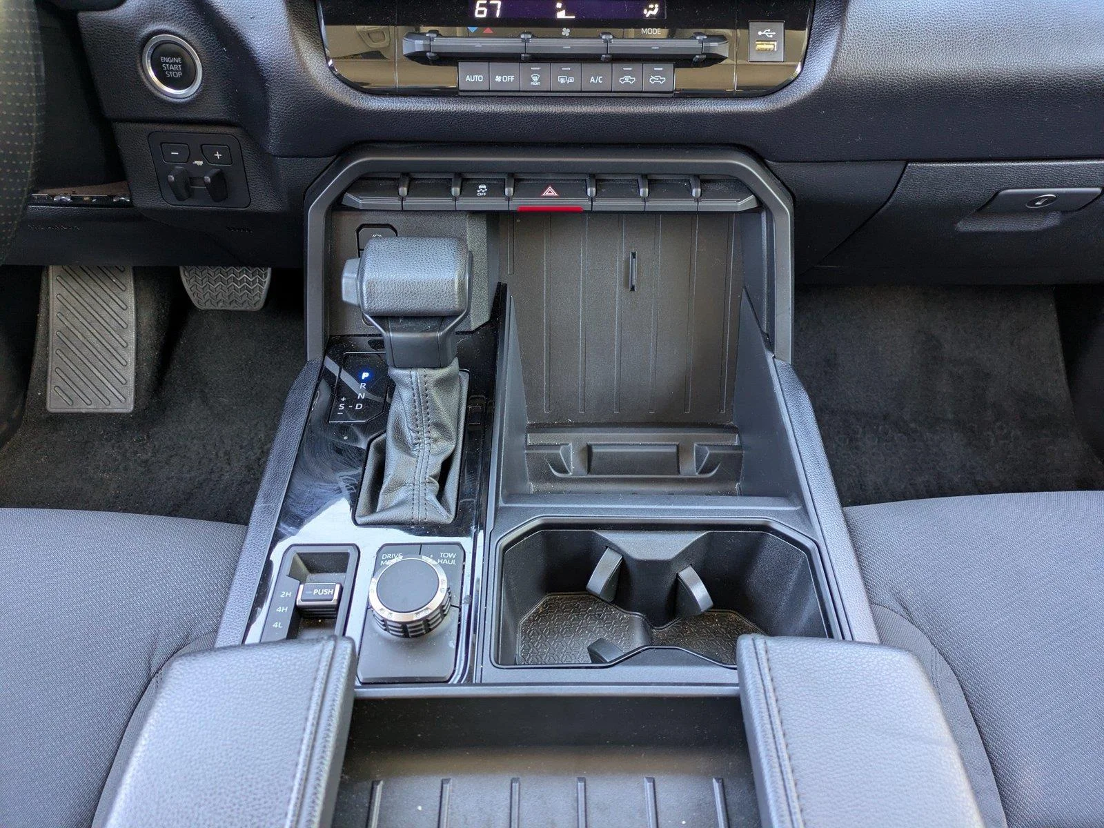 Used 2023 Ice Cap Toyota SR5 image 19