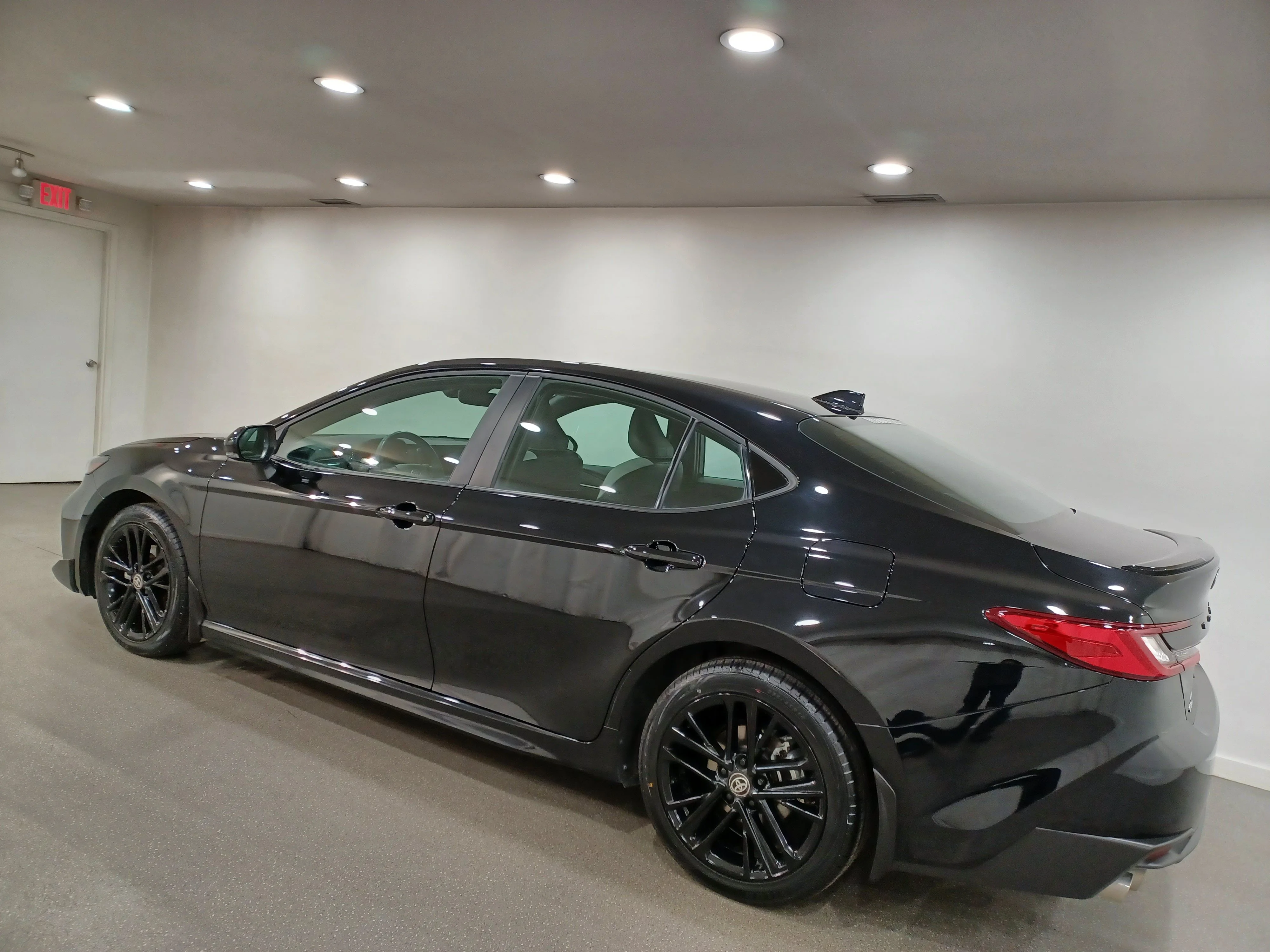 Certified Used 2025 Midnight Black Metallic Toyota SE Hybrid AWD*Great on Fuel! | Adaptive Cruise | Htd Leather | Sunroof | Htd Wheel | Lane Keeping image 7