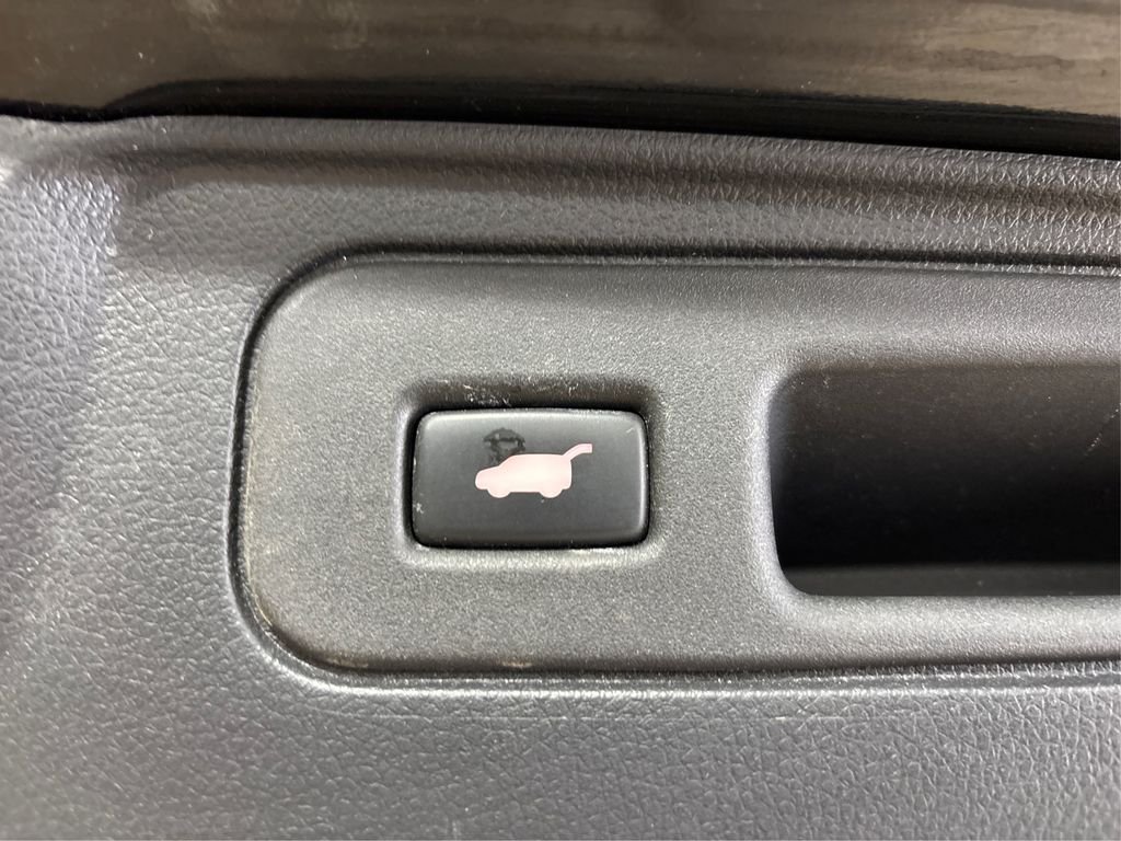 Used 2019 Black Honda Touring image 14