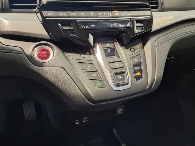 2026 Honda Odyssey EX-L - Photo 13