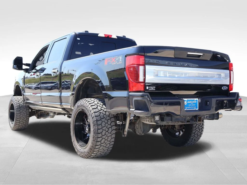 Used 2021 Black Metallic Ford Platinum image 3