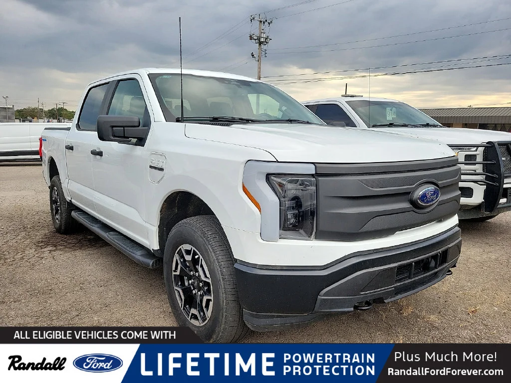 Used 2023 Oxford White Ford Pro image 1