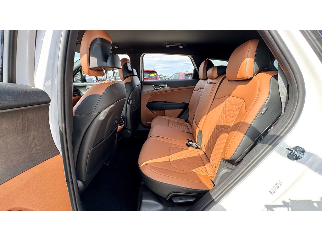 New 2026 Glacial White Pearl Kia X-Line image 21