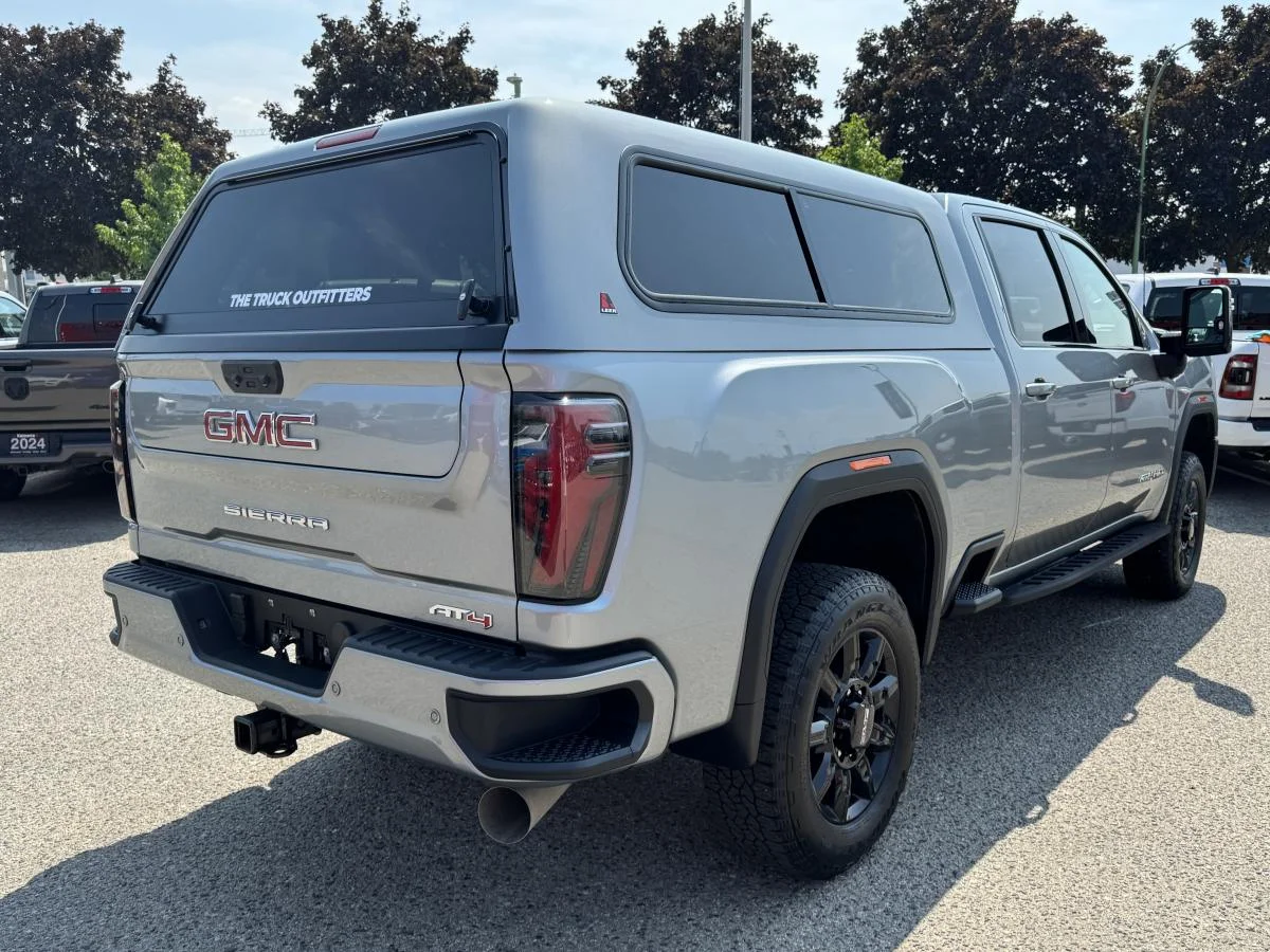 Used 2026 Grey GMC AT4 image 6