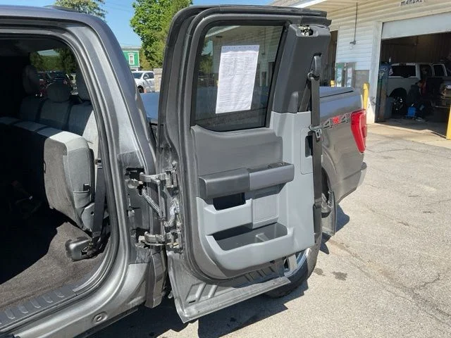 Used 2022 Gray Ford XLT image 54
