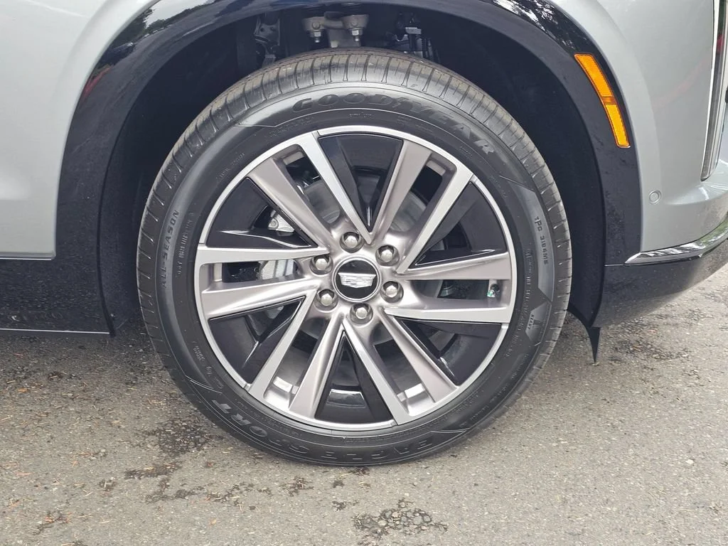 New 2027 Argent Silver Metallic Cadillac Sport image 9