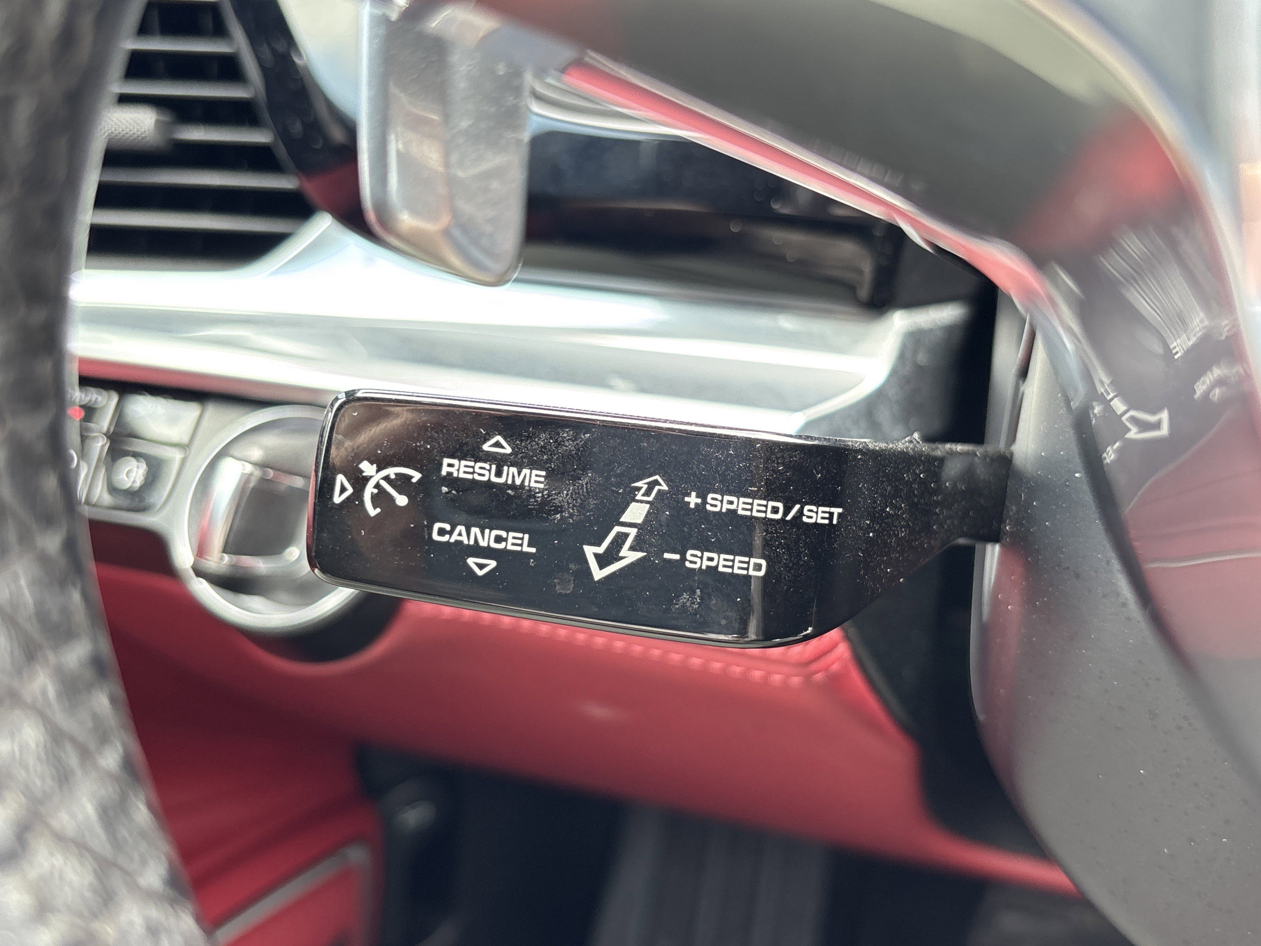 Used 2019 Black Porsche 4 AWD image 30