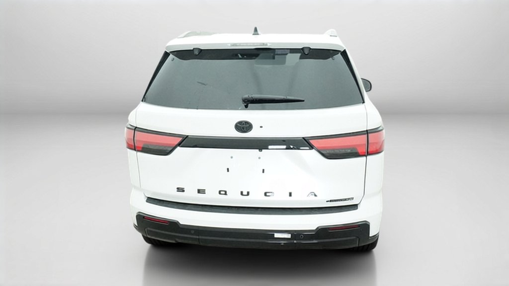 New 2026 Wind Chill Pearl Toyota Platinum image 12