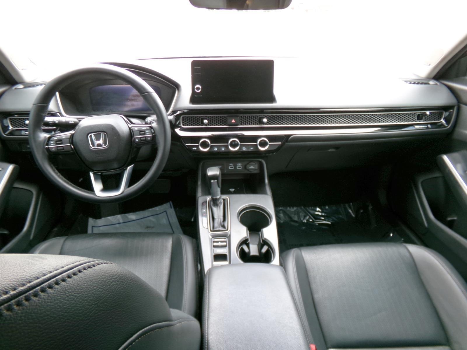 2024 Honda Civic Touring - Photo 8
