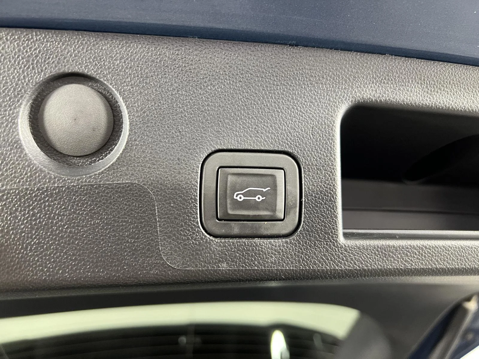 Used 2026 Lakeshore Blue Metallic Chevrolet AWD LT image 29