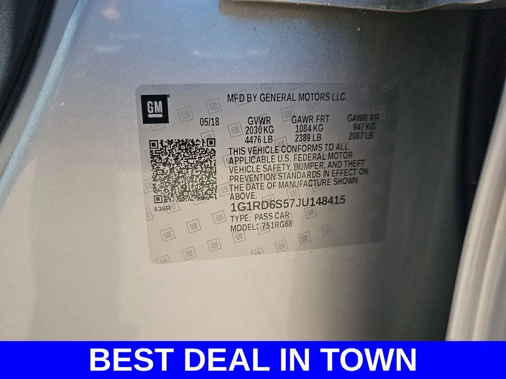 Used 2018 Silver Chevrolet Premier image 41