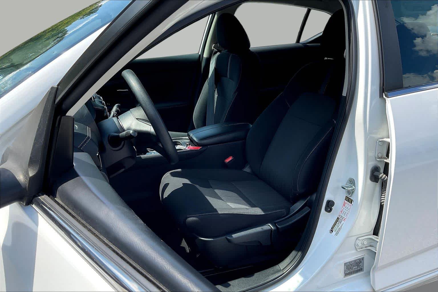 Used 2024 Fresh Powder Nissan SV image 8