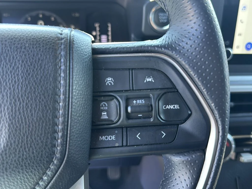 Used 2025 Silver Toyota SR5 image 19