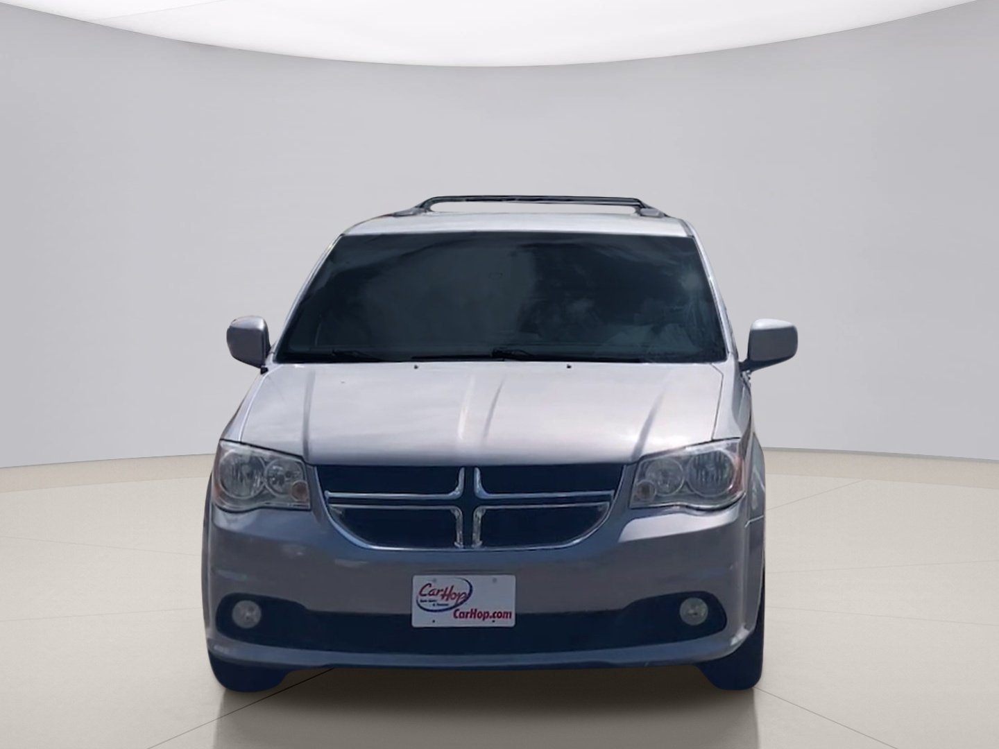 Used 2017 Silver Dodge SXT image 8