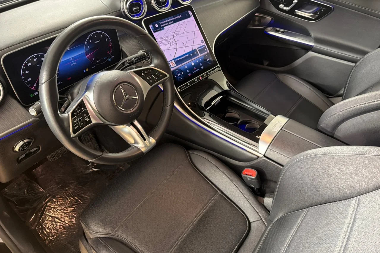Used 2023 Black Mercedes-Benz GLC 300 image 9