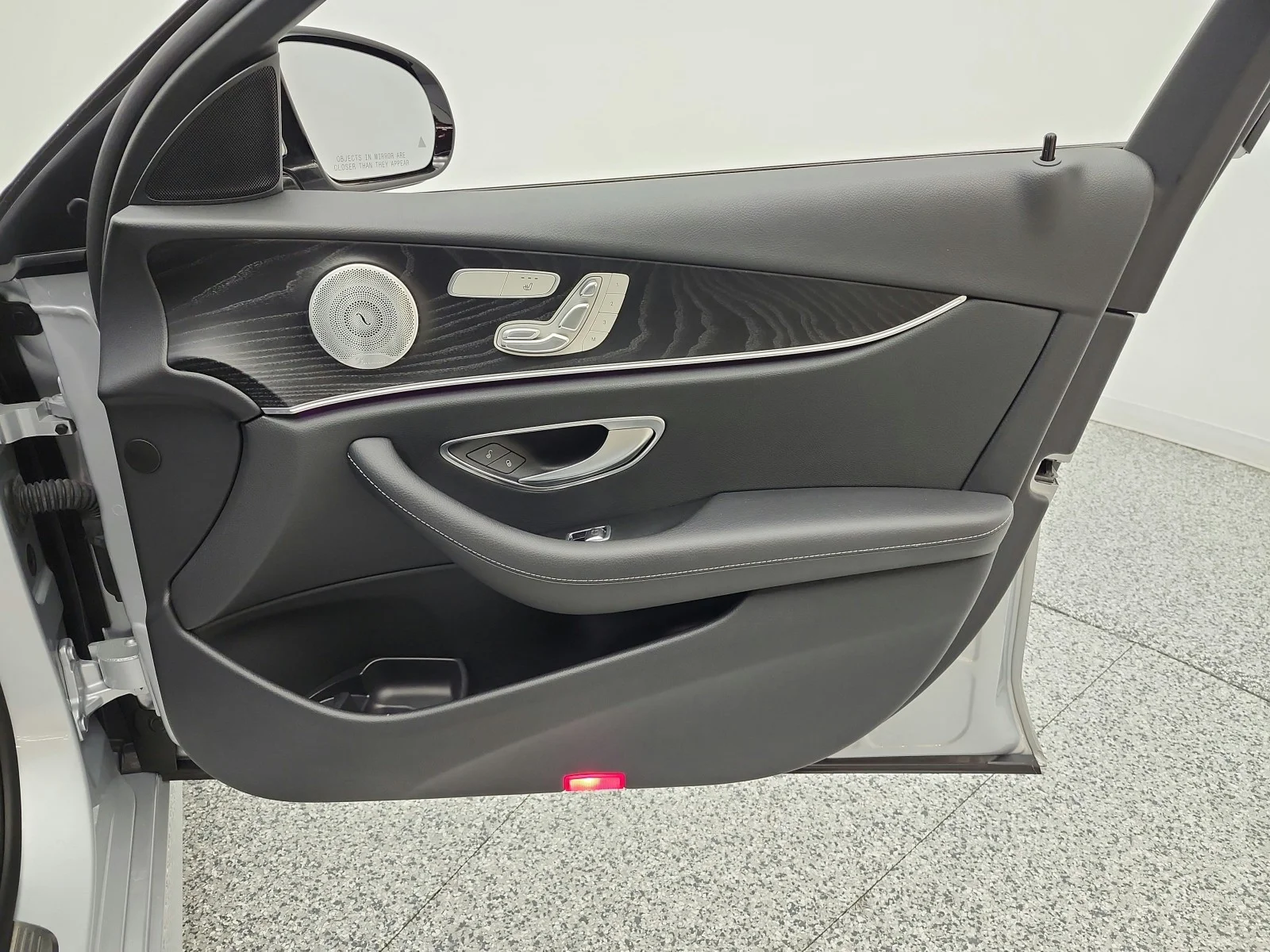 Used 2019 Iridium Silver Metallic Mercedes-Benz E 300 RWD Sedan image 21