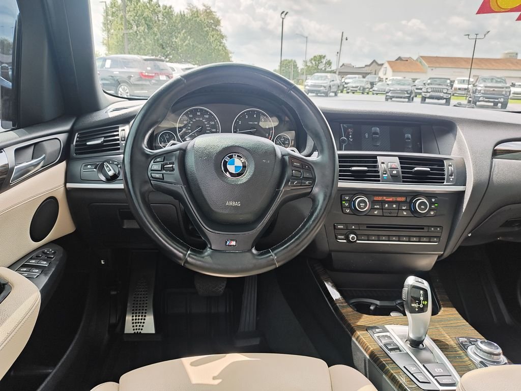 Used 2013 White BMW xDrive28i image 16