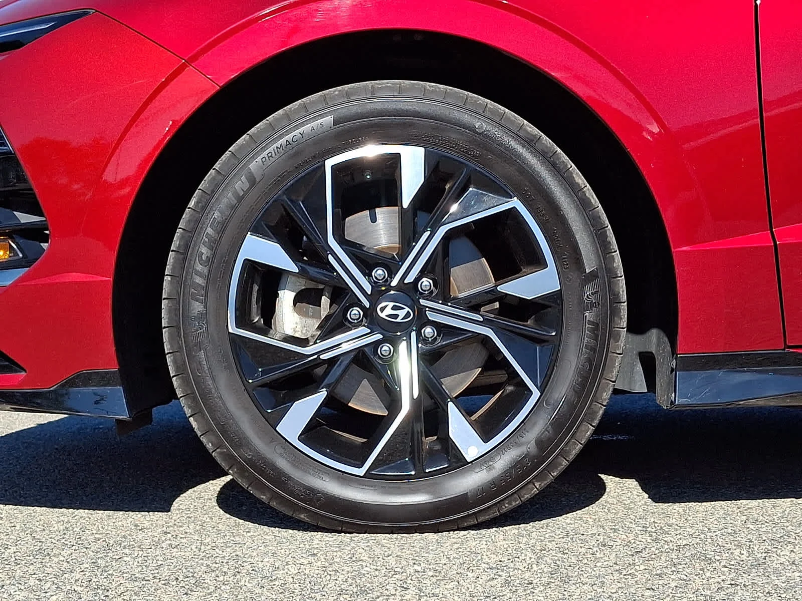 Used 2024 Ultimate red Hyundai SEL image 9
