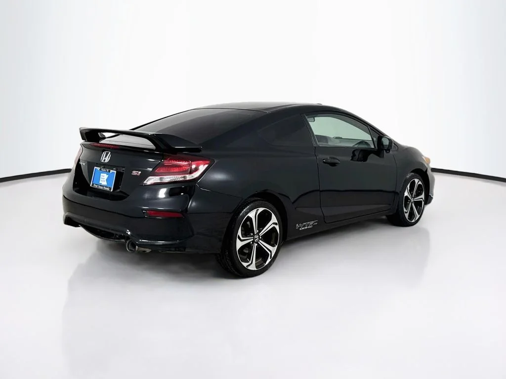 Used 2015 Crystal Black Pearl Honda Si image 7