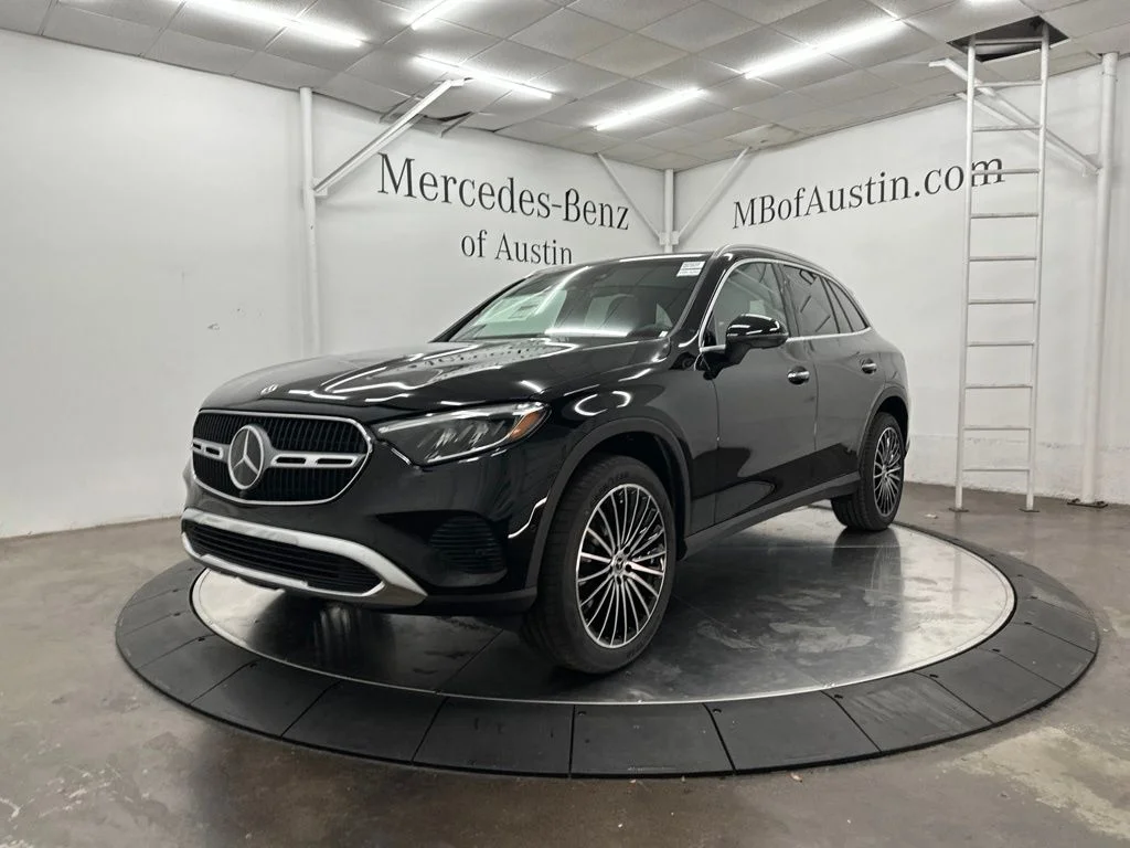 New 2026 Black Mercedes-Benz GLC 300 image 3