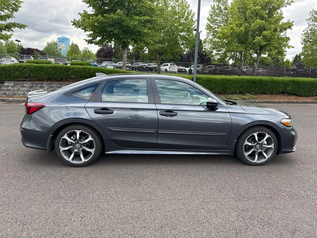 Used 2026 Meteorite Gray Metallic Honda Sport Touring image 8