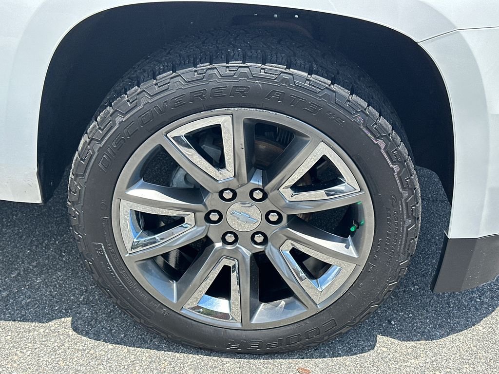 Used 2019  Chevrolet Premier image 12