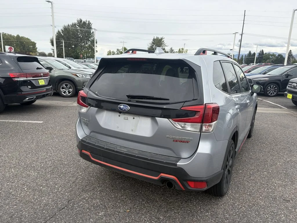 Used 2021  Subaru Sport image 6