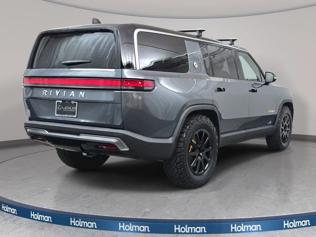 Used 2023 Gray Rivian Adventure image 6