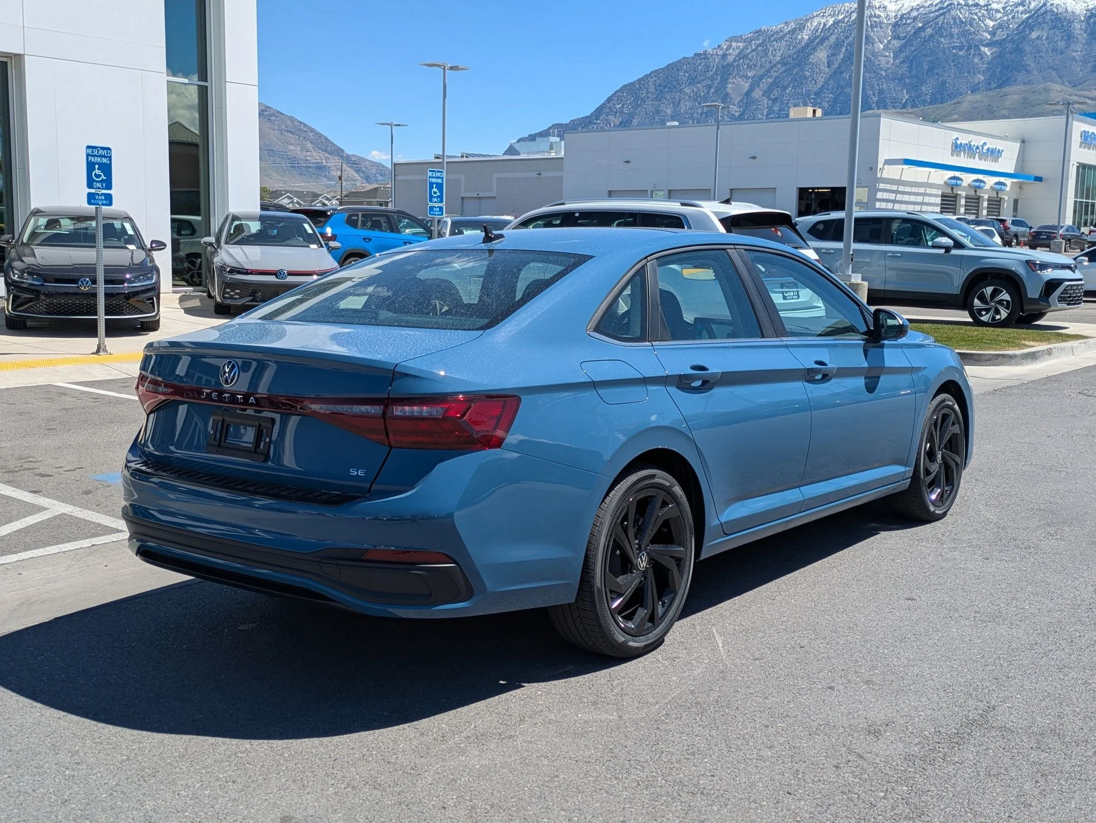 New 2026 Monterey Blue Pearl Volkswagen SE image 3