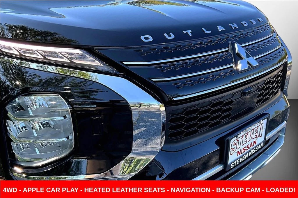 Used 2022  Mitsubishi SE image 39