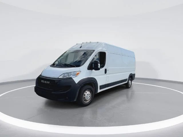 Used 2023 White Ram High Roof image 4