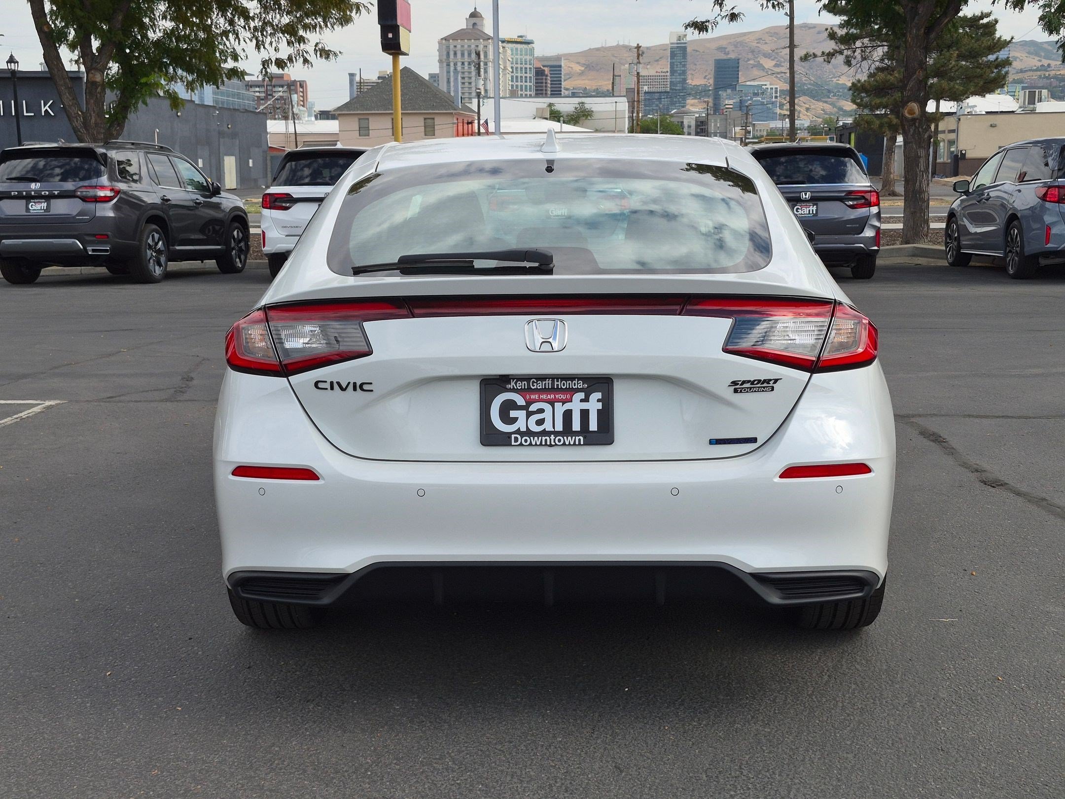 New 2026 Platinum White Pearl Honda Sport Touring image 4
