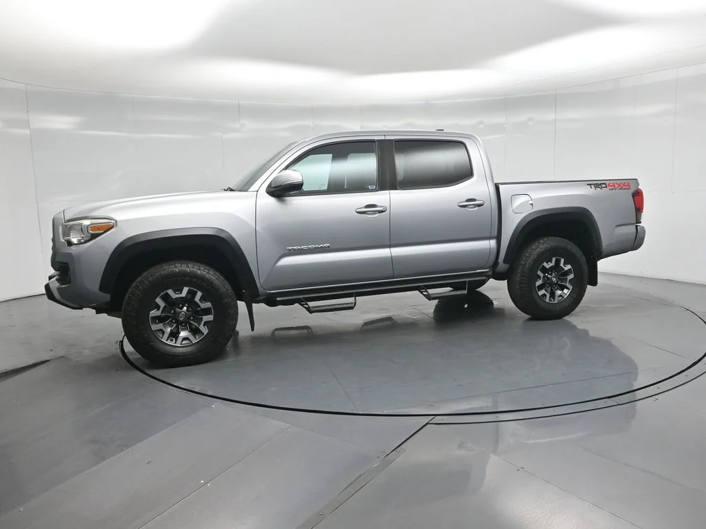Certified Used 2019 Silver Toyota TRD Off-Road image 28