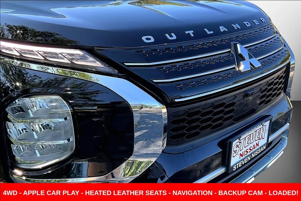 Used 2022  Mitsubishi SE image 39