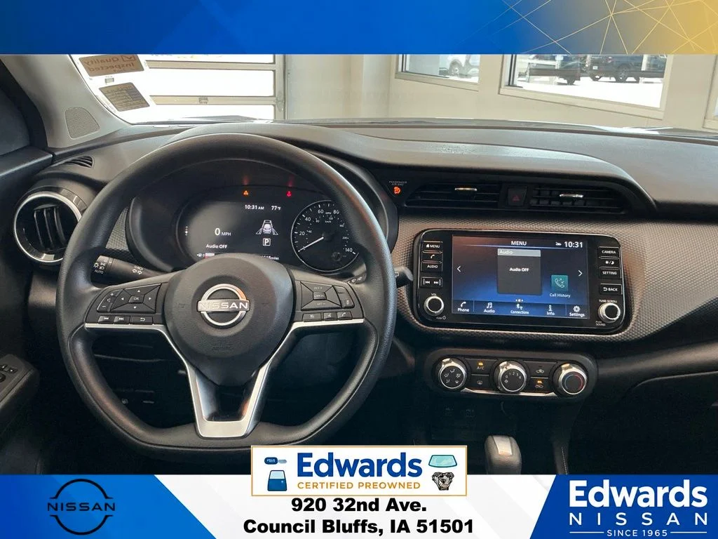 Used 2024 Gray Nissan SV image 15
