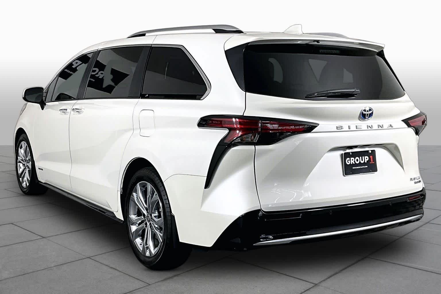 2021 Toyota Sienna Platinum - Photo 12