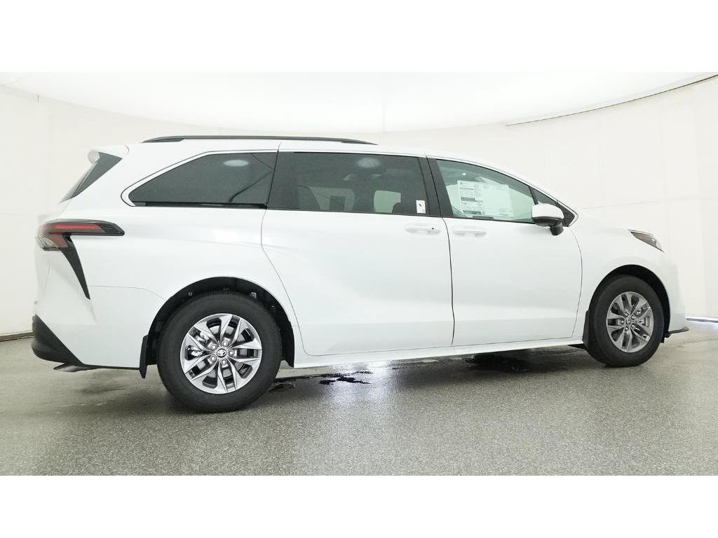 New 2026 Wind Chill Pearl Toyota XLE image 26
