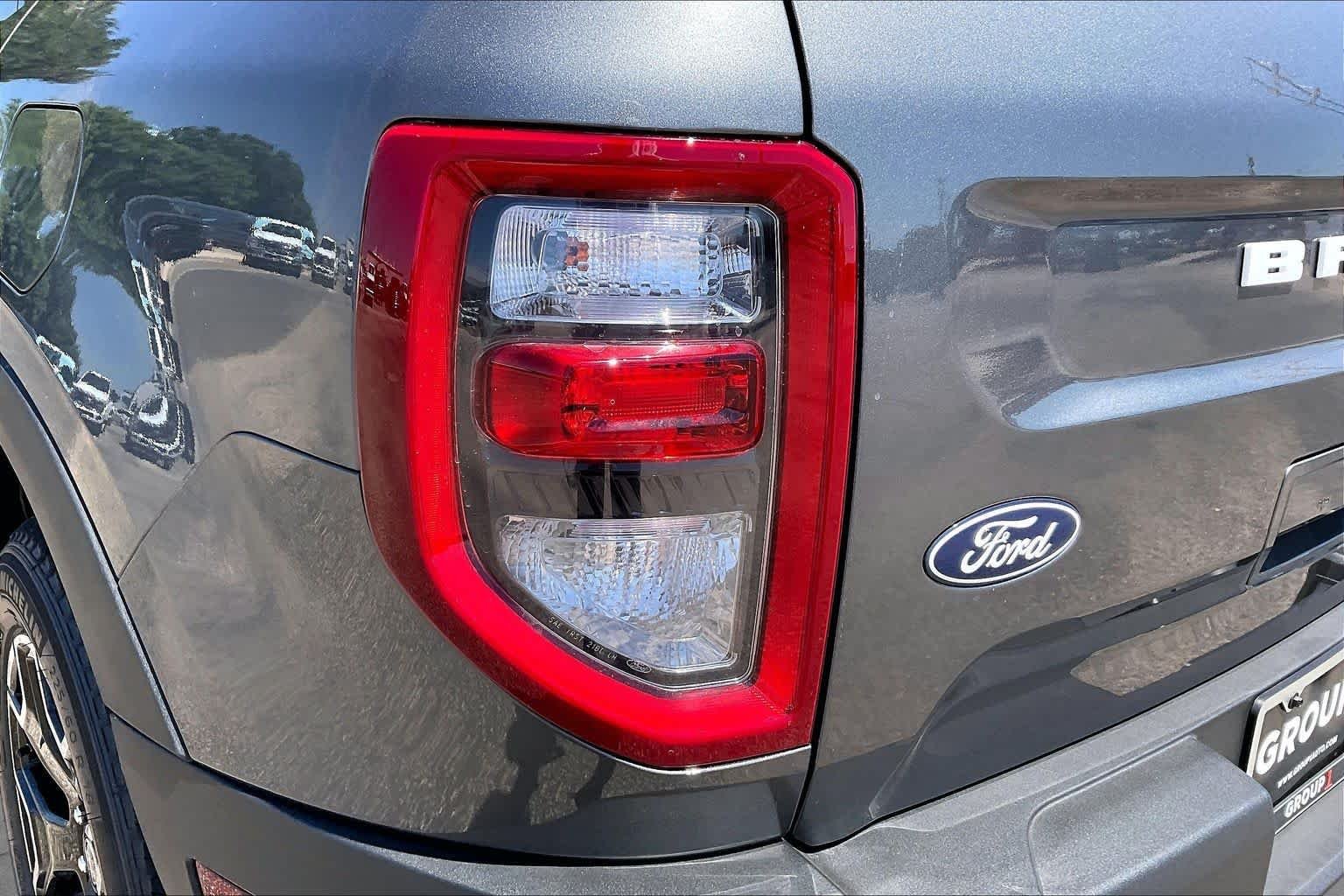 New 2026 Carbonized Gray Metallic Ford Outer Banks image 14