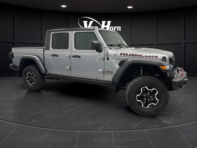 Used 2021 Billet Silver Metallic Clearcoat Jeep Rubicon image 1