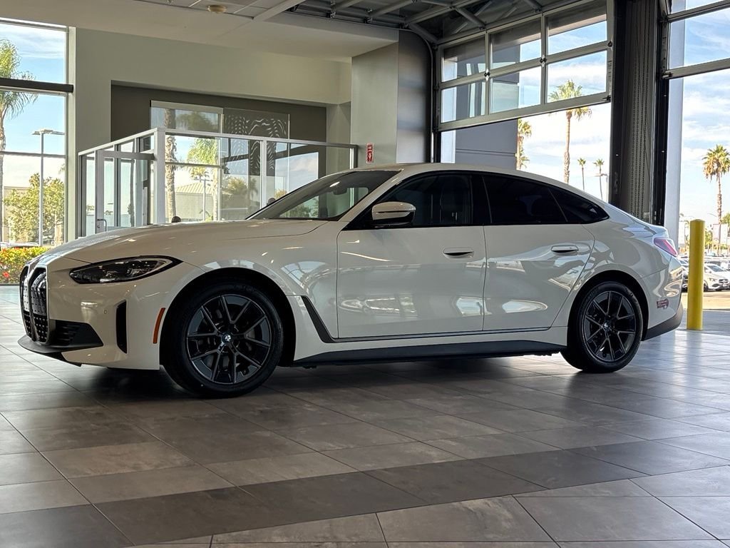 Used 2023 White BMW eDrive40 image 10