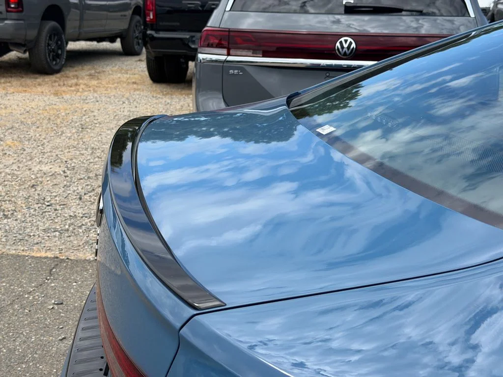 New 2026 Monterey Blue Pearl w/Deep Black Roof Volkswagen 2.0T Autobahn image 6