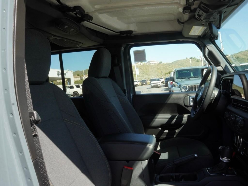 New 2026 Anvil Clear-Coat Exterior Paint Jeep Sport image 20