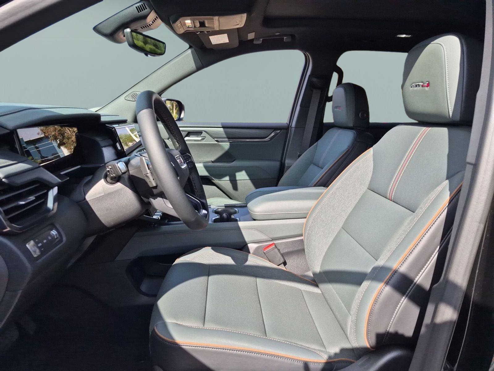 2026 GMC Acadia AT4 - Photo 19